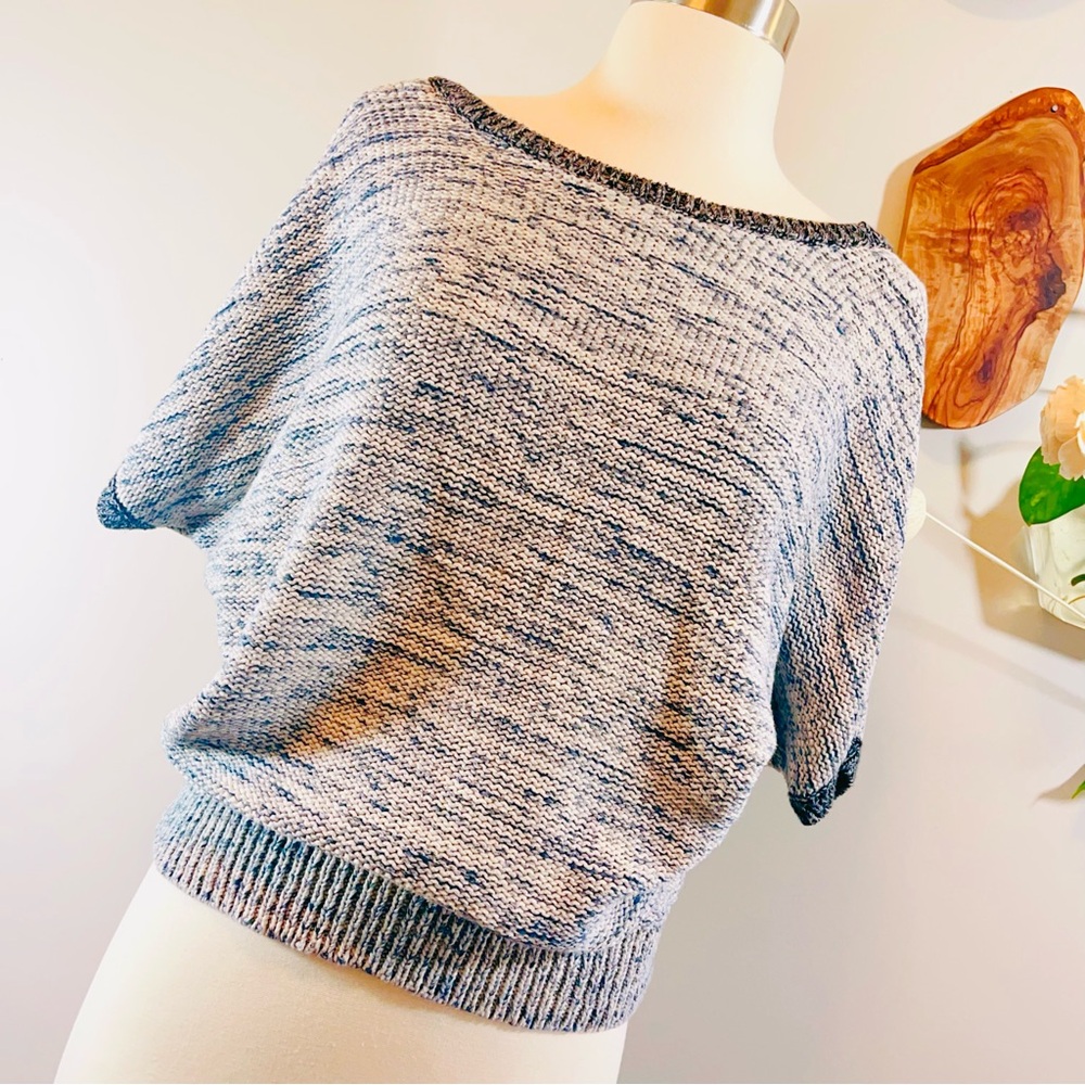 Women’s Banana Republic Sweater Short‎ Sleeve S